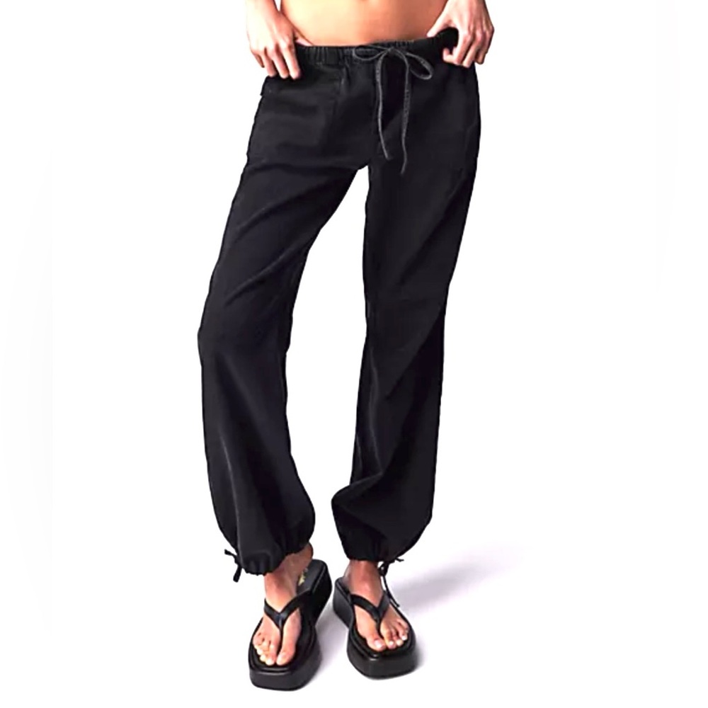 We The Free Black PLAY HARD low rise Jeans Jogger Pants - size M free people